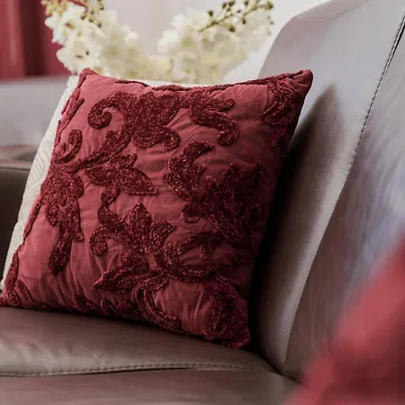 Comfy With Parking & Balcony By Renters アパート